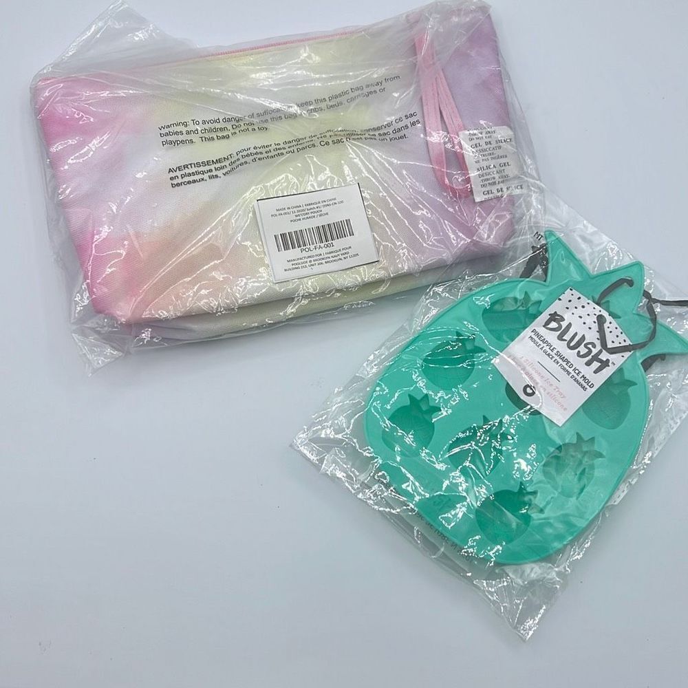 PoolSide / pineapple shaped ice molds bundle - Picture 2 of 2